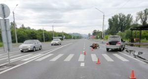 Пенсионер на мопеде протаранил иномарку