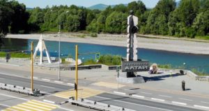 Туристов на Алтае хотят защитить от гидов-нелегалов