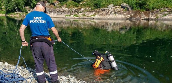 Обнаружены утонувшие в реке Лебедь рыбаки