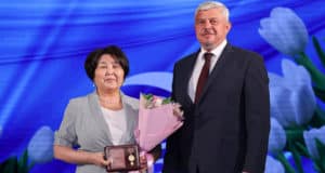 В Республике Алтай наградили медицинских работников
