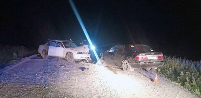 Ночью возле Тюдралы столкнулись автомобили: виновник ДТП был пьян
