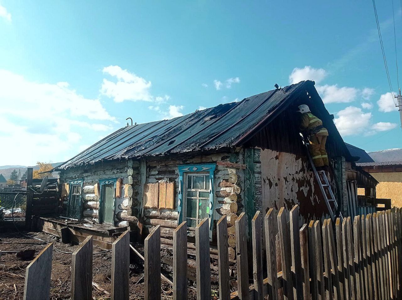 В Усть-Коксе случился пожар в жилом доме | Новости Горного Алтая | Новости  Республики Алтай