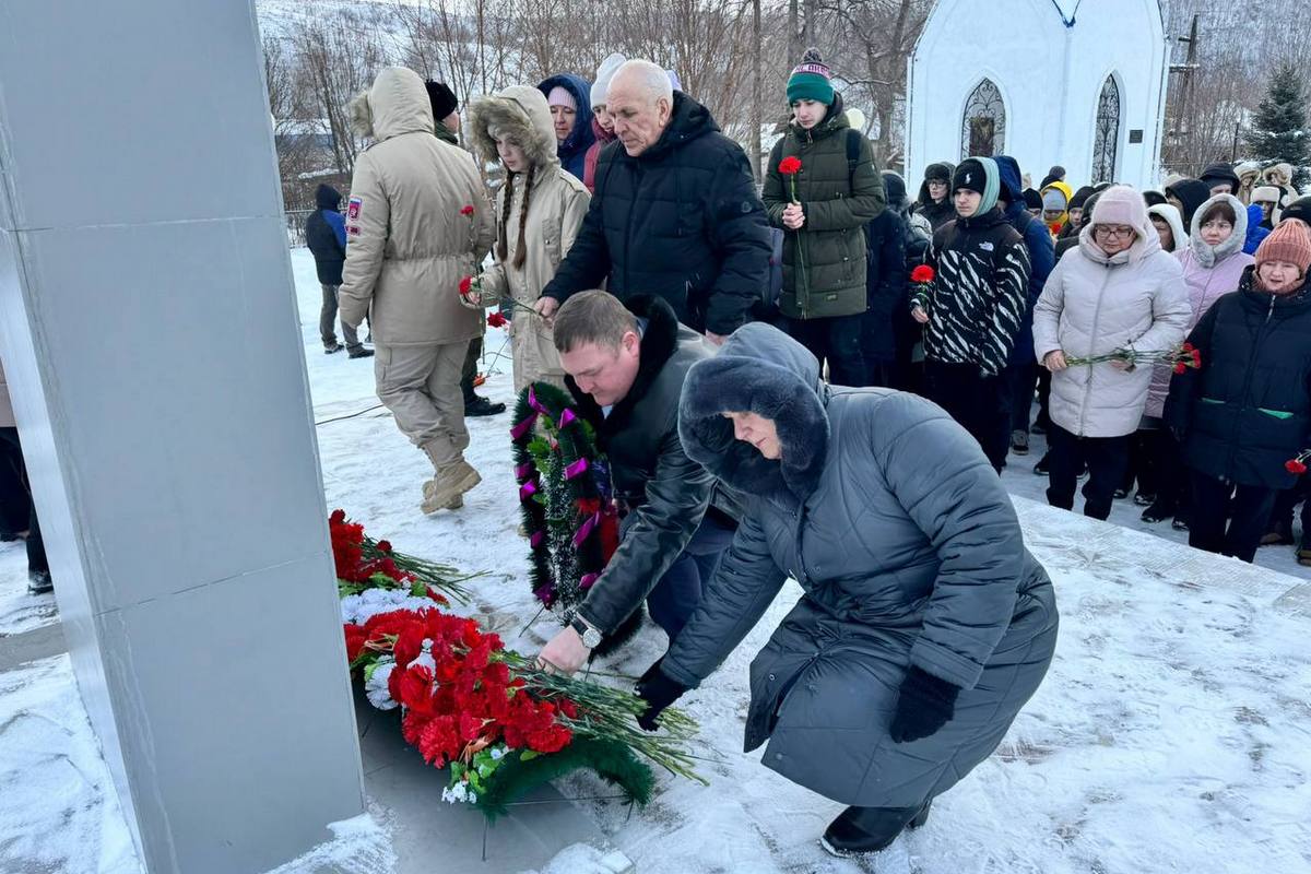 В Республике Алтай отметили 35-ю годовщину вывода советских войск из Афганистана