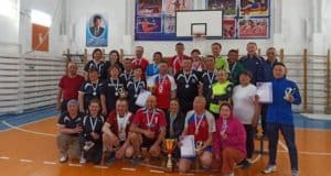 Турнир по волейболу среди ветеранов спорта прошел в Чаган-Узуне