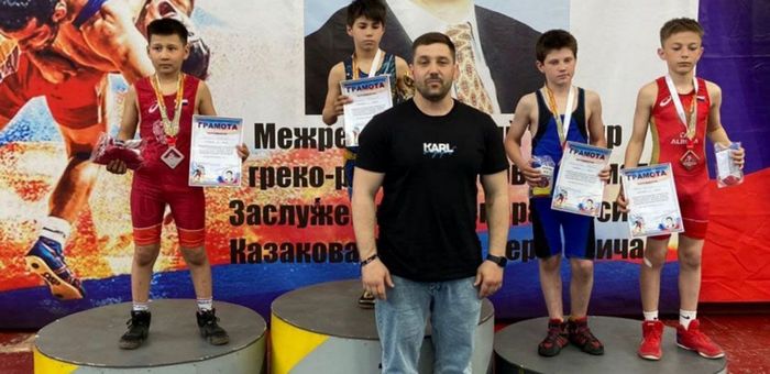 Спортсмены из Республики Алтай стали призерами турнира по греко-римской борьбе
