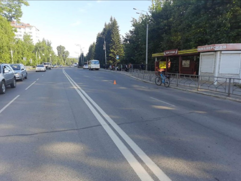 Автобус сбил велосипедиста в Горно-Алтайске 