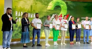 Волонтеров с Алтая наградили в Москве