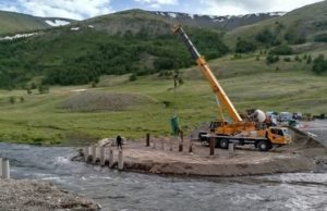 Ремонт мостов продолжается в Кош-Агачском районе