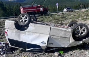 В ДТП в Кош-Агачском районе пострадали семь человек, двое из них погибли