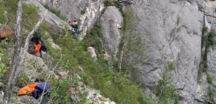 На Алтае спасли альпиниста, сорвавшегося со скалы