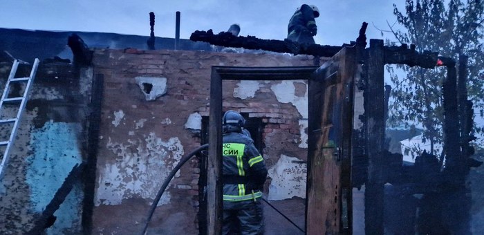 Четырехквартирный дом сгорел в Горно-Алтайске