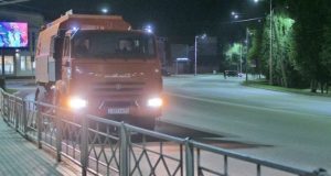 В Горно-Алтайске на уборку улиц вышел новый дорожный пылесос