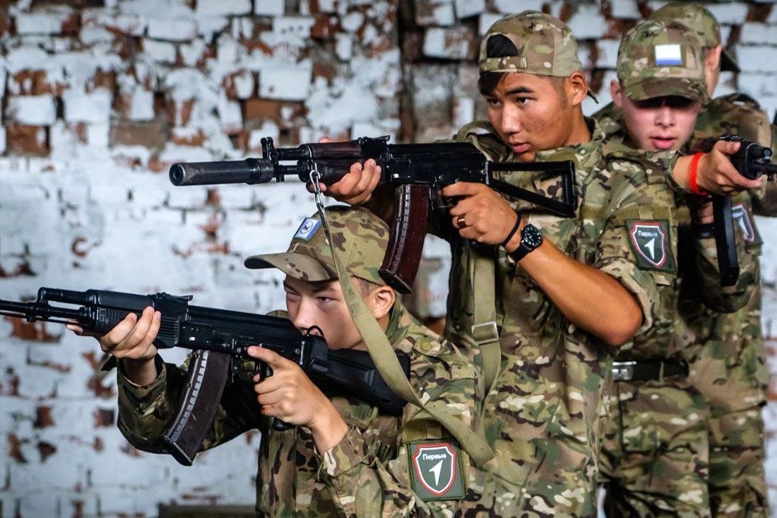 Школьники с Алтая стали призерами окружной «Зарницы»