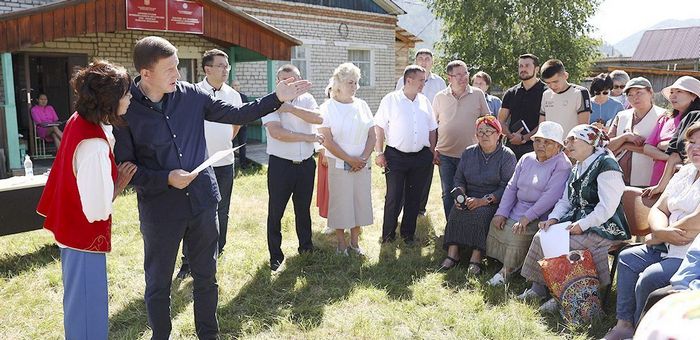 Андрей Турчак вновь посетил Шебалинский район и встретился с жителями