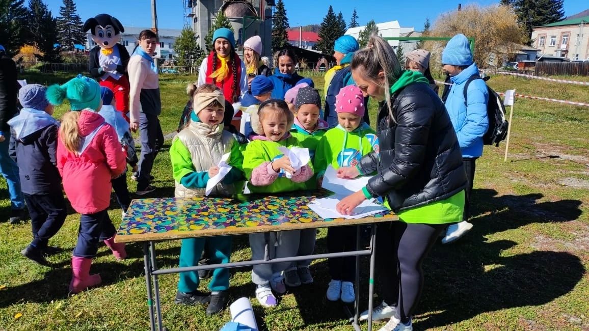 Фестиваль «Семейная команда» прошел в Усть-Коксе 