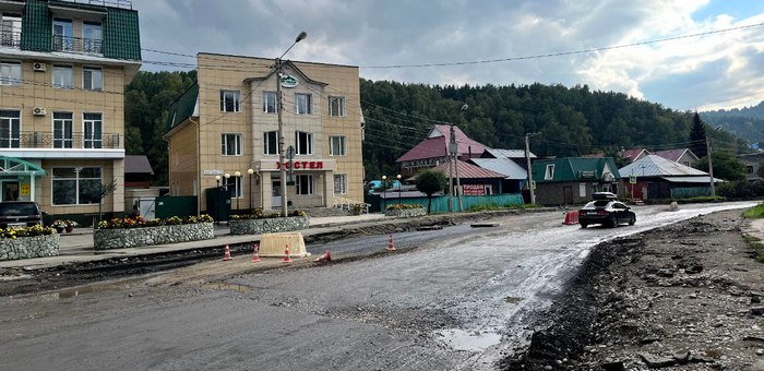 В Горно-Алтайске за год обновят более 8 км дорог