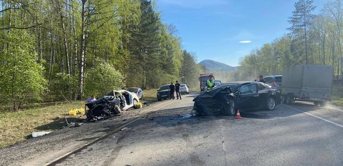 На Алтае автолихач предстанет перед судом за гибель гражданки Армении после ДТП